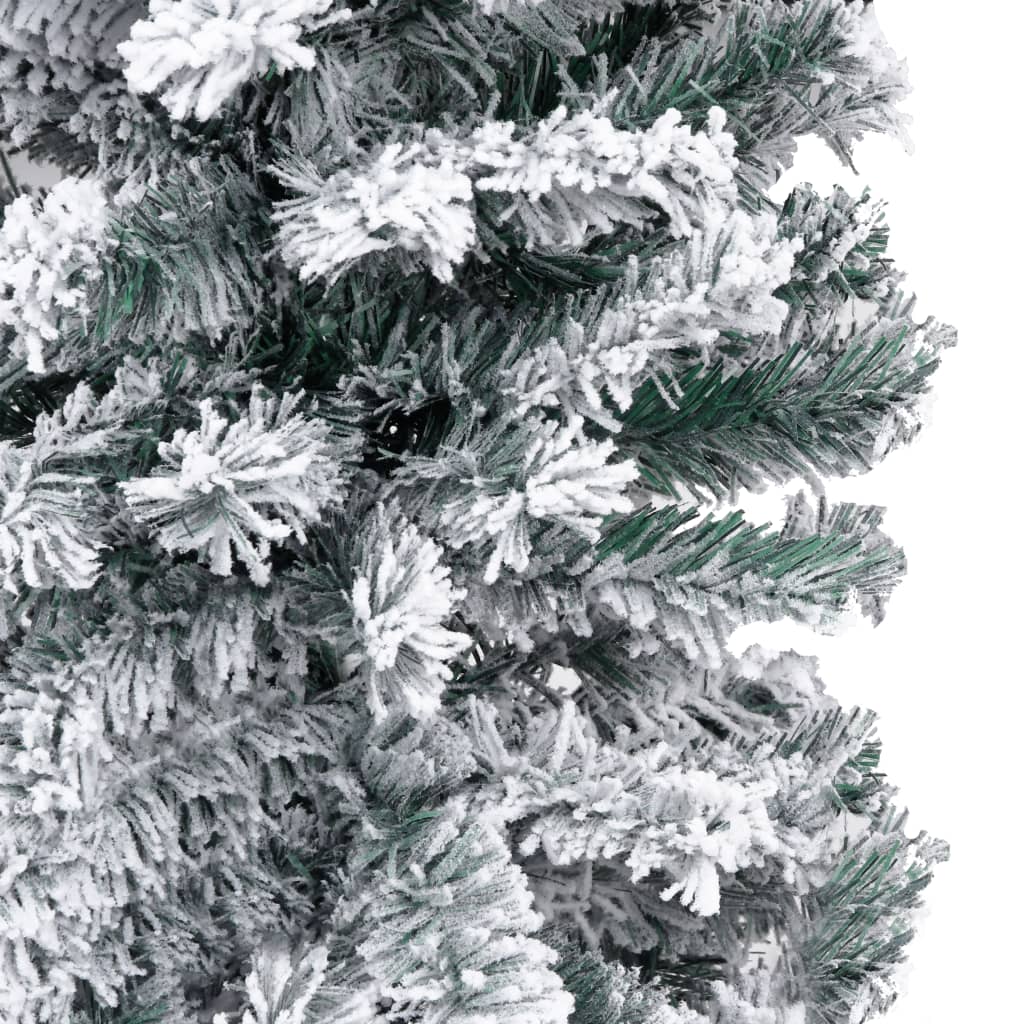 Kunstkerstboom met sneeuw smal 210 cm PVC groen